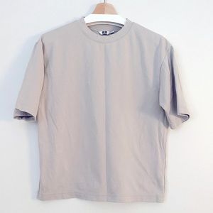 Uniqlo U Arism Oversized T-shirt
